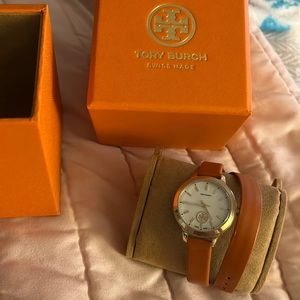 Tory Burch barely worn a few times! Comes in box.